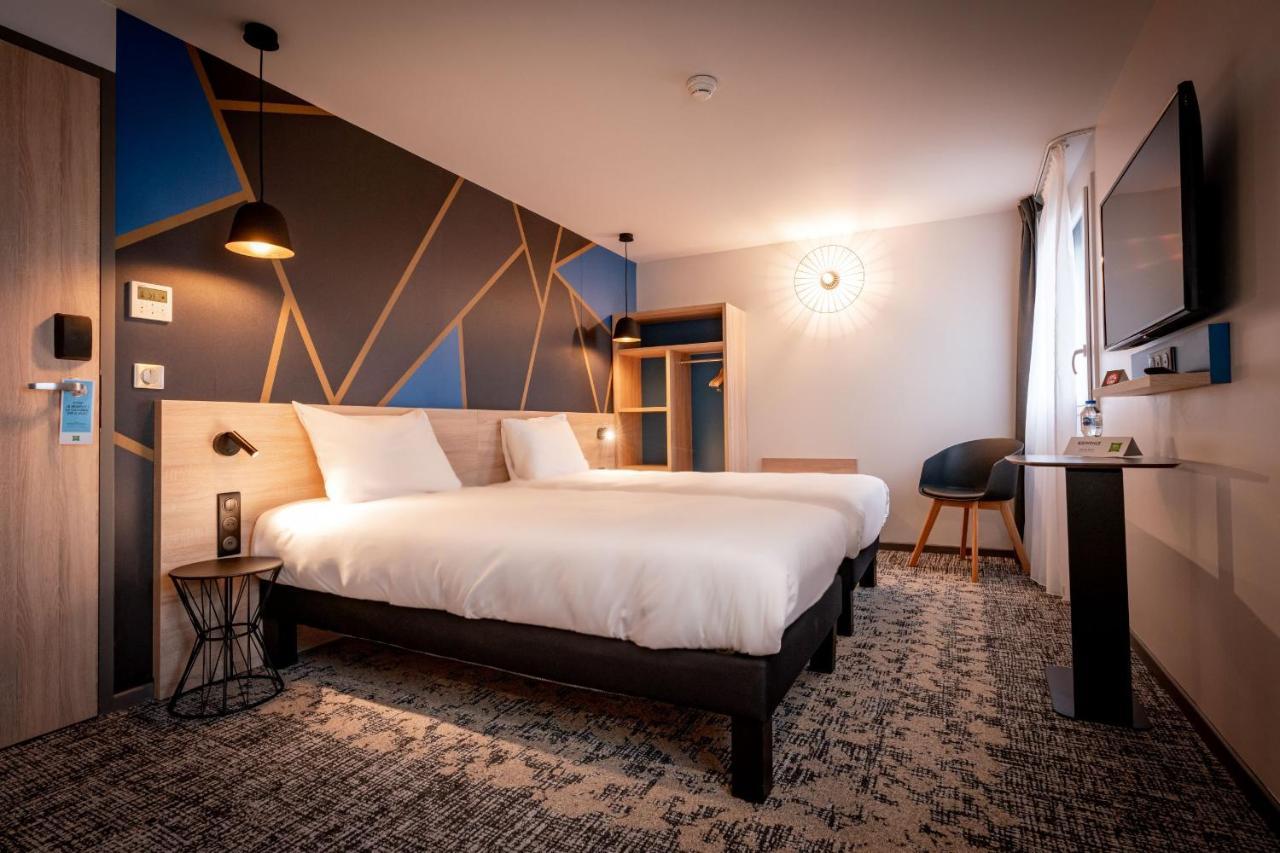 Ibis Styles Valenciennes Petite Foret Exterior foto