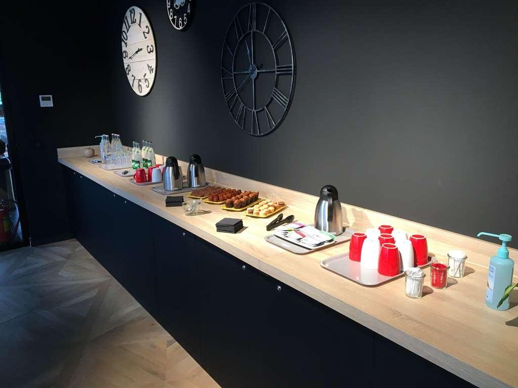 Ibis Styles Valenciennes Petite Foret Facilidades foto