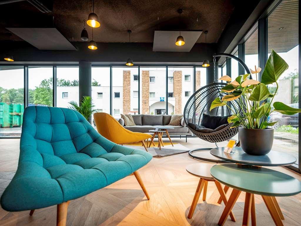 Ibis Styles Valenciennes Petite Foret Facilidades foto